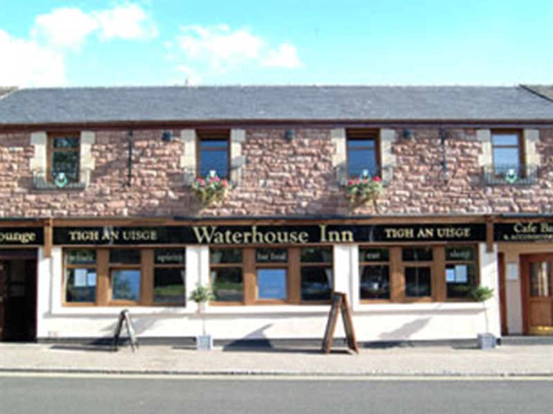 Traditional Scottish Hotel for the perfect holiday in Loch Lomond