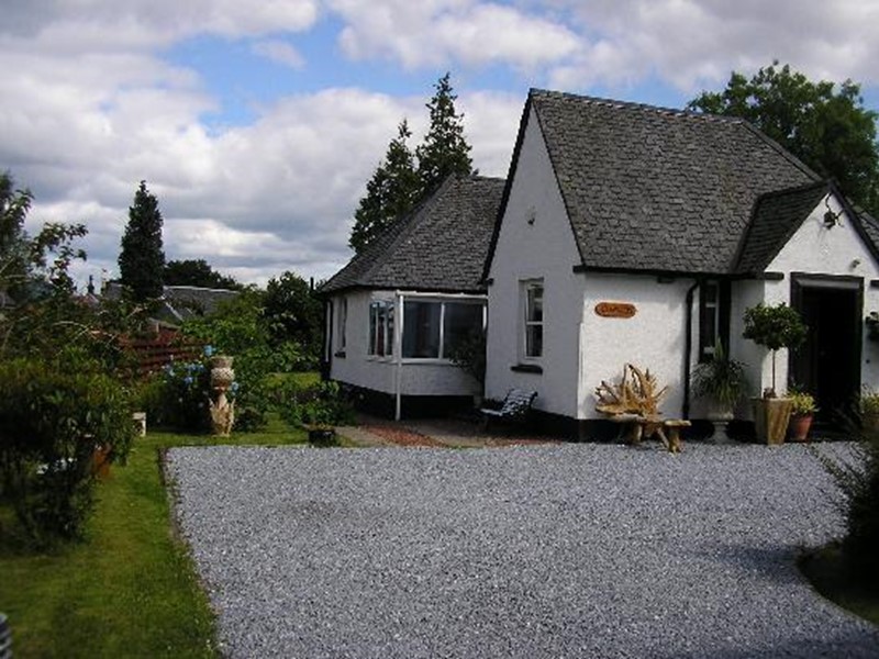 Glen View Bed and Breakfast located in the heart of the Loch Lomond National Park